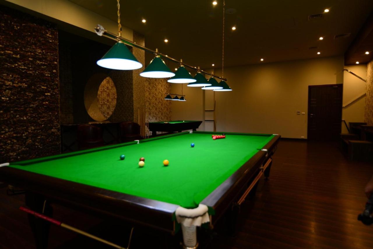 Circle Club Faisalabad Hotel Exterior photo